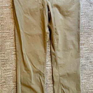 Classic Men's Khaki Chinos